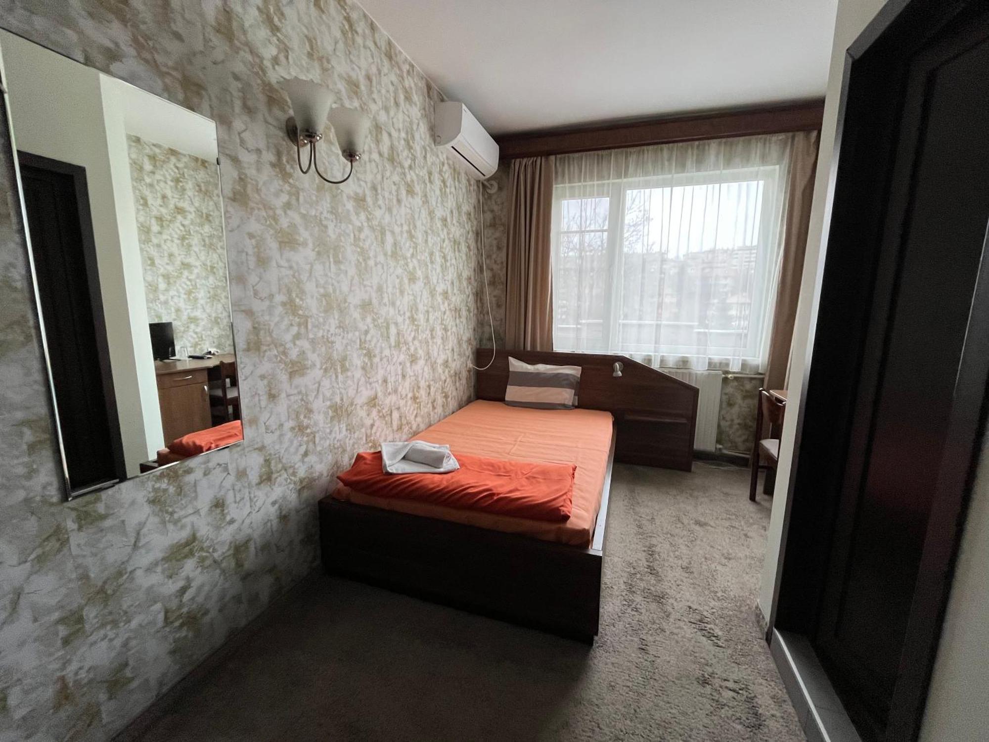 Park Hotel Ivailo ヴェリコ・タルノヴォ 部屋 写真